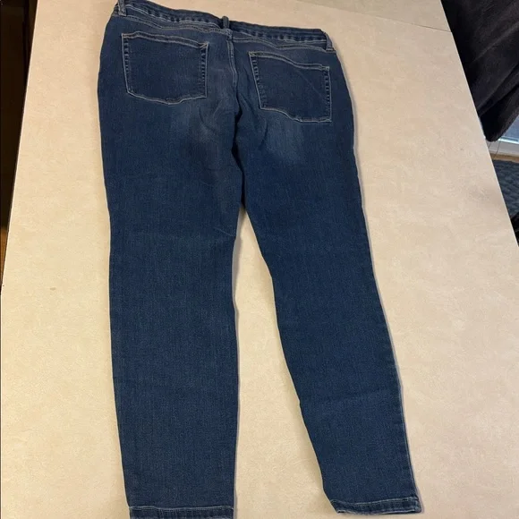 a.n.a Blue Women's Ankle Jeans 🐯 - Picture 7 of 10